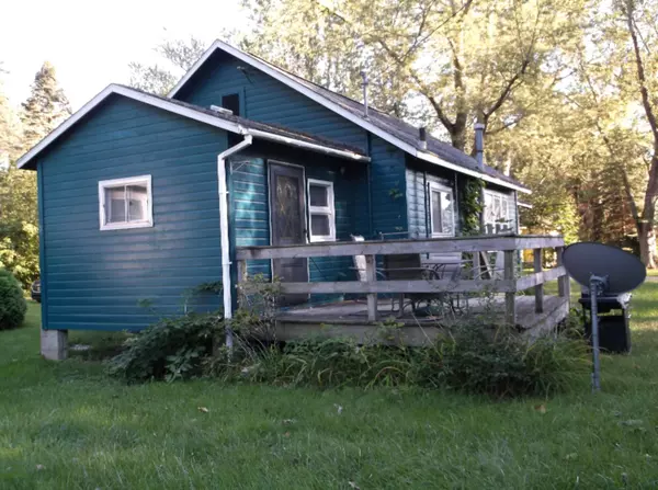 South Haven, MI 49090,7421 Washington Street