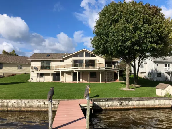 3013 Grebe Court, Arcadia, MI 49613