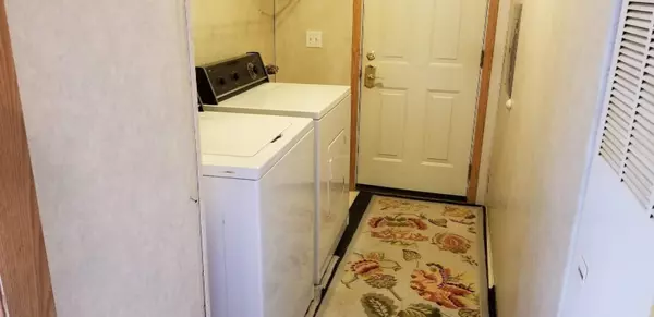 White Cloud, MI 49349,8726 E James