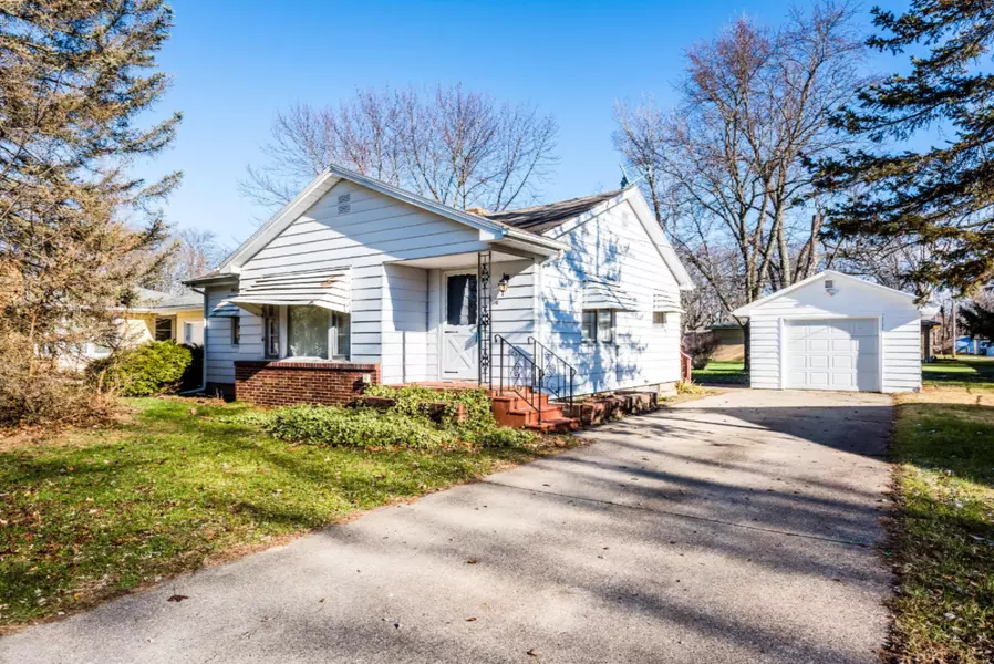 2015 Russell Road, Benton Harbor, MI 49022