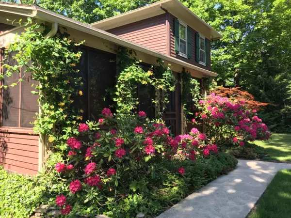 Saugatuck, MI 49453,440 Spear Street