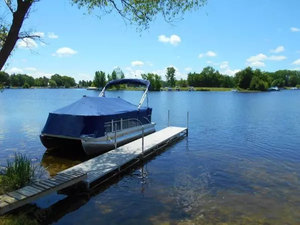 Canadian Lakes, MI 49346,10086 Peppermill Lane