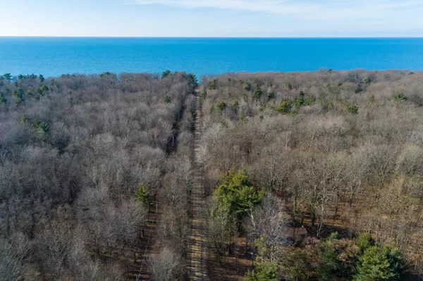 Fennville, MI 49408,6913 126th Avenue