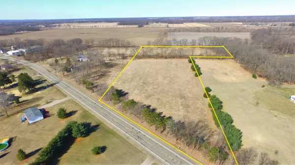 1 M-51 Highway, Dowagiac, MI 49047