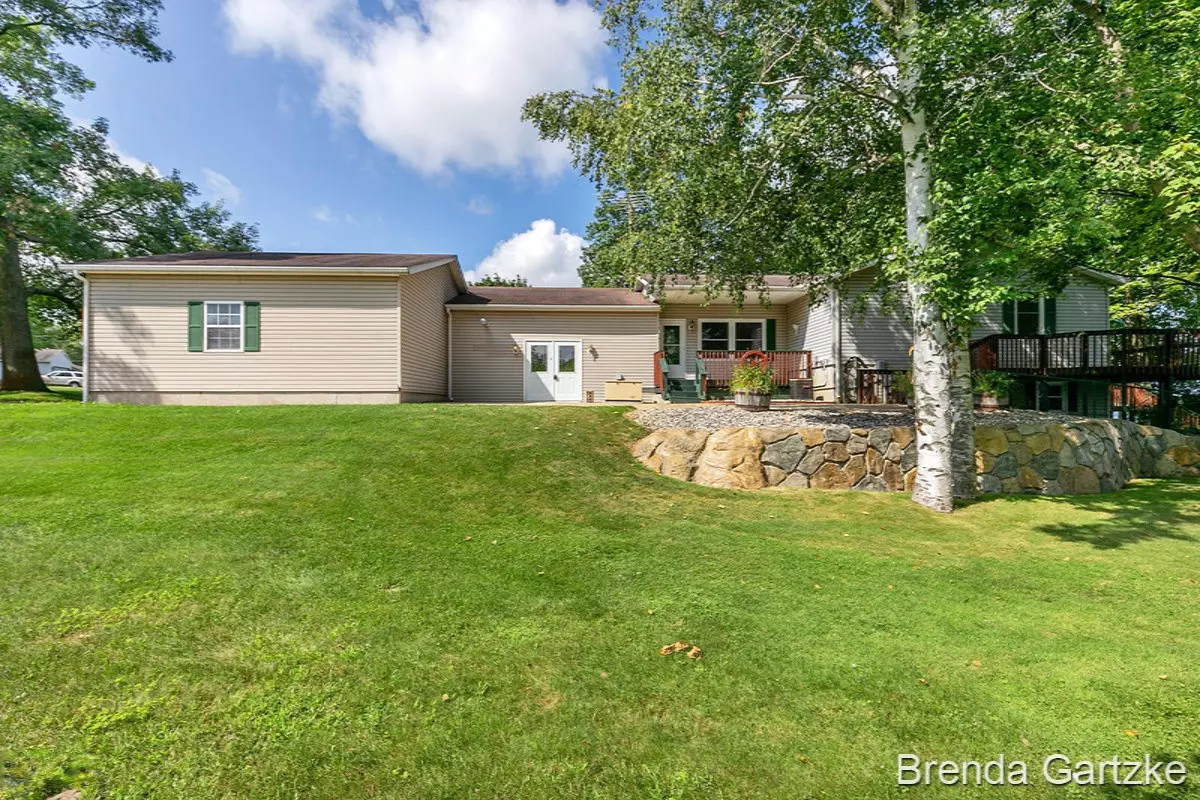 Howard City, MI 49329,17160 Warrior Drive