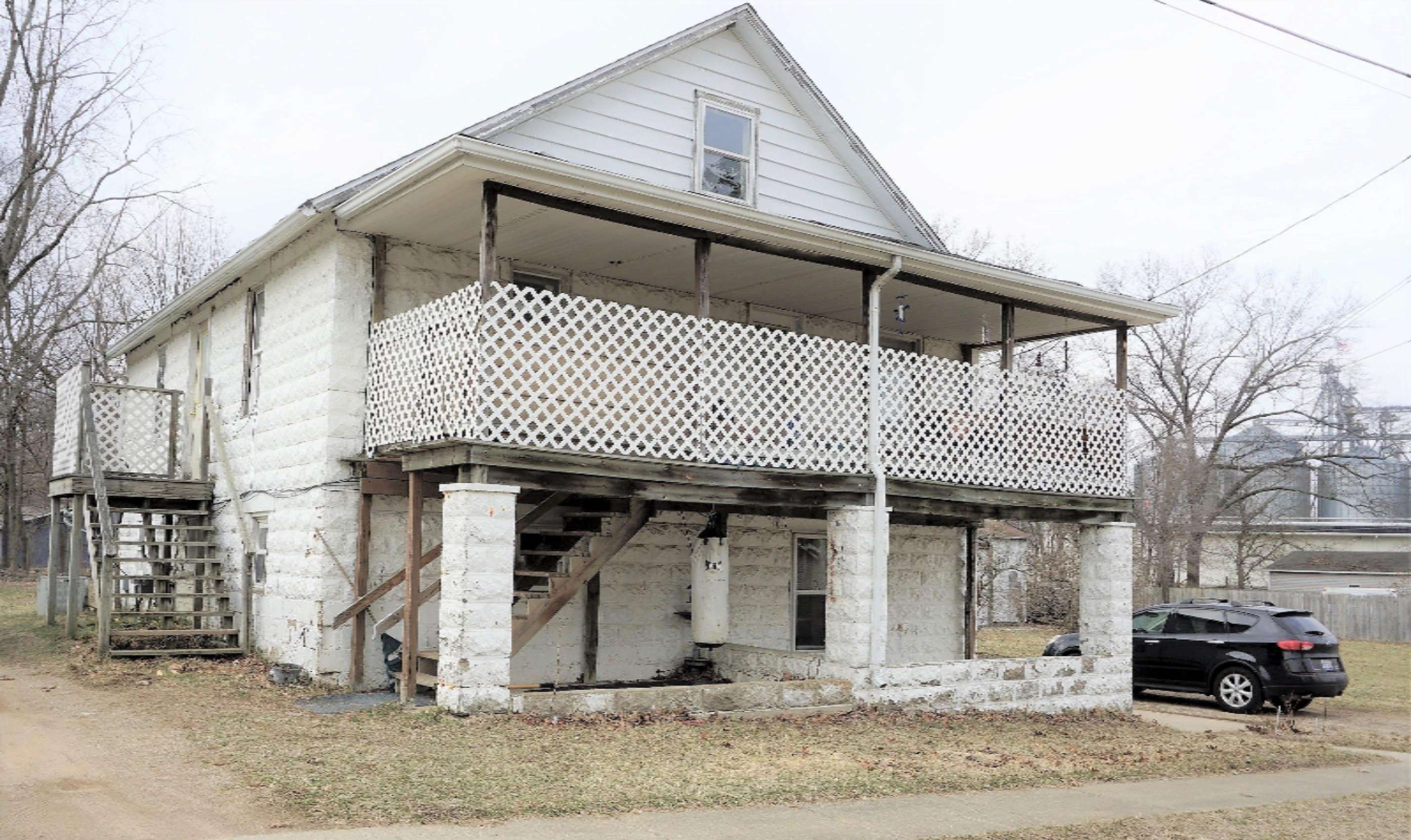 610 White Oak Street, Decatur, MI 49045