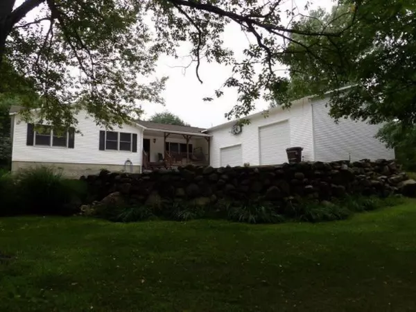 2045 Woodruff Road, Hastings, MI 49058