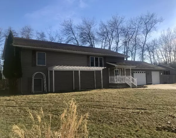 6643 W Park View Court, Ludington, MI 49431