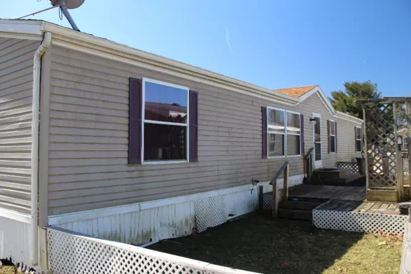 Edwardsburg, MI 49112,69205 Garver Lake Road #17