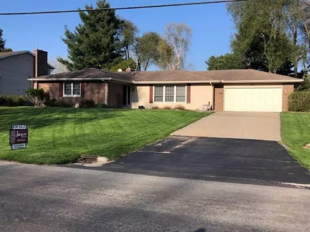 292 Lodge Lane, Kalamazoo, MI 49009