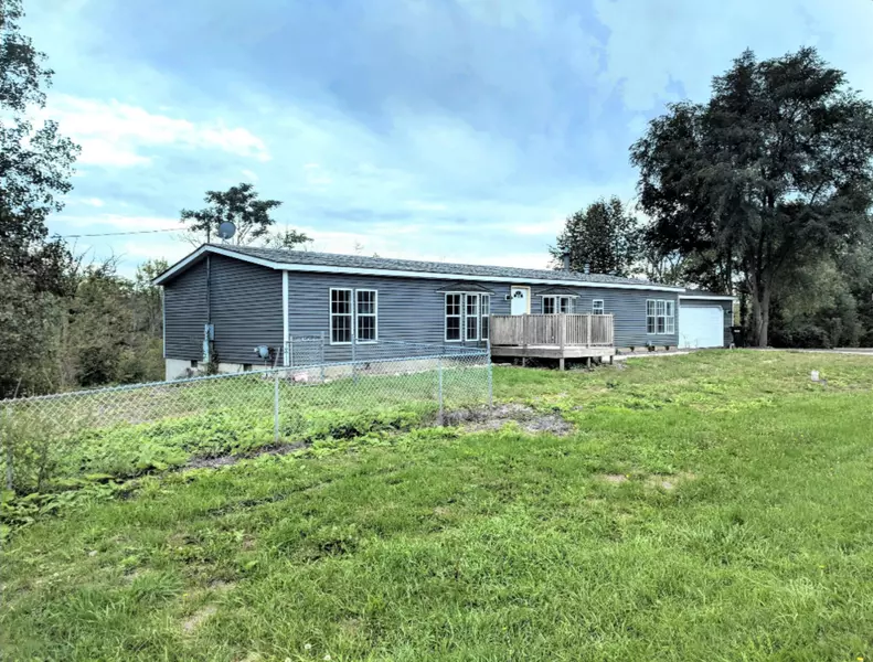 11285 Bluewater Highway, Lowell, MI 49331