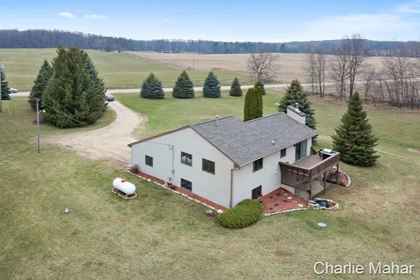 4218 E Klees Road, Stanton, MI 48888