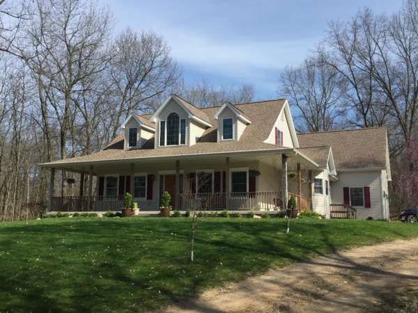 1584 Roshowa Terrace, Lyons, MI 48851