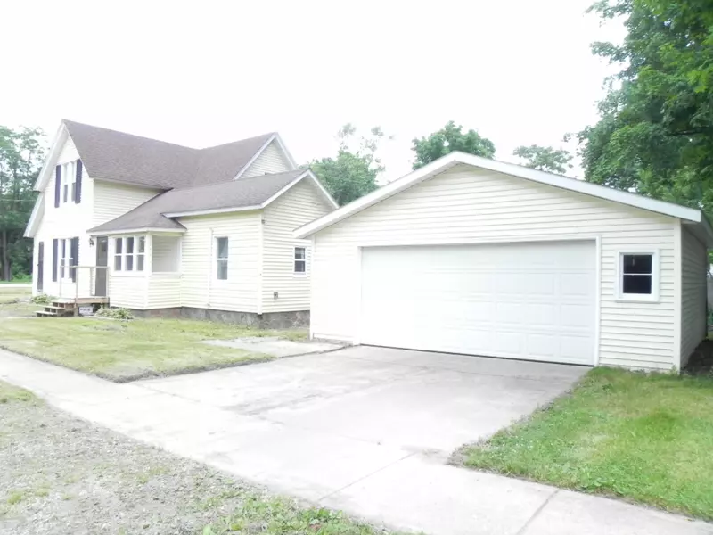 119 W St Marys Street, Decatur, MI 49045