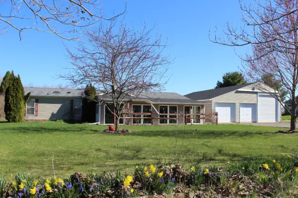 Bangor, MI 49013,63766 Maple Lane