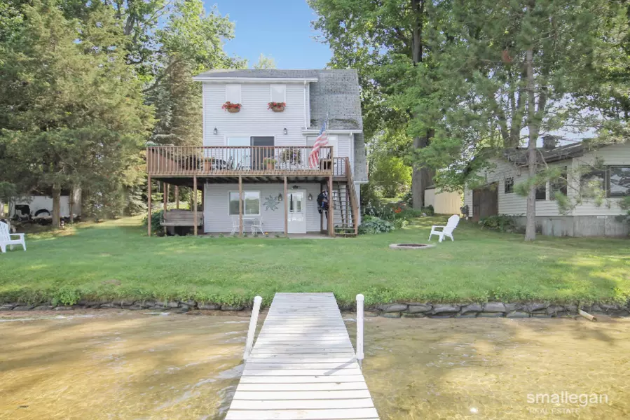 2617 Mayo Drive, Fremont, MI 49412