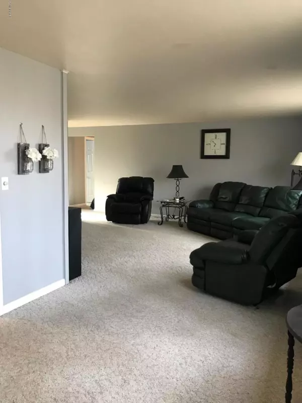 Hart, MI 49420,208 Riverside Drive