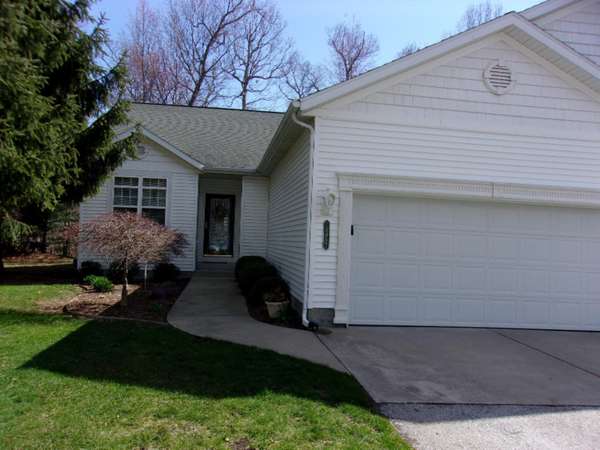 14887 Hunters Court #28, Spring Lake, MI 49456