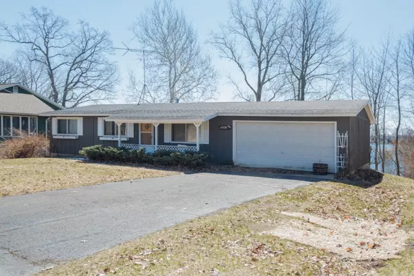 Lawrence, MI 49064,47695 Lakeview Drive