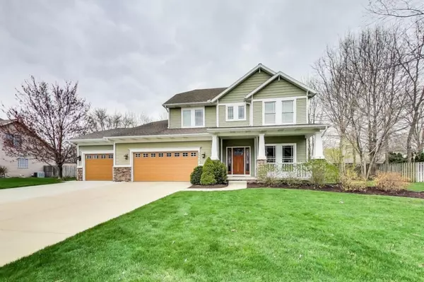 3743 Fox Crossing, St. Joseph, MI 49085