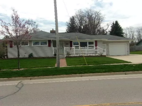 545 First Street, Manistee, MI 49660