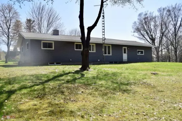 Manistee, MI 49660,454 E Preuss Road