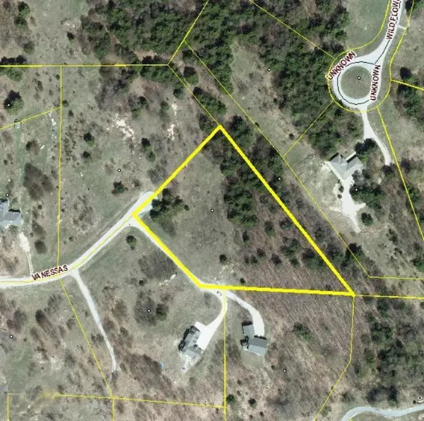 Onekama, MI 49675,3.3 ACRES Vanessa's Way