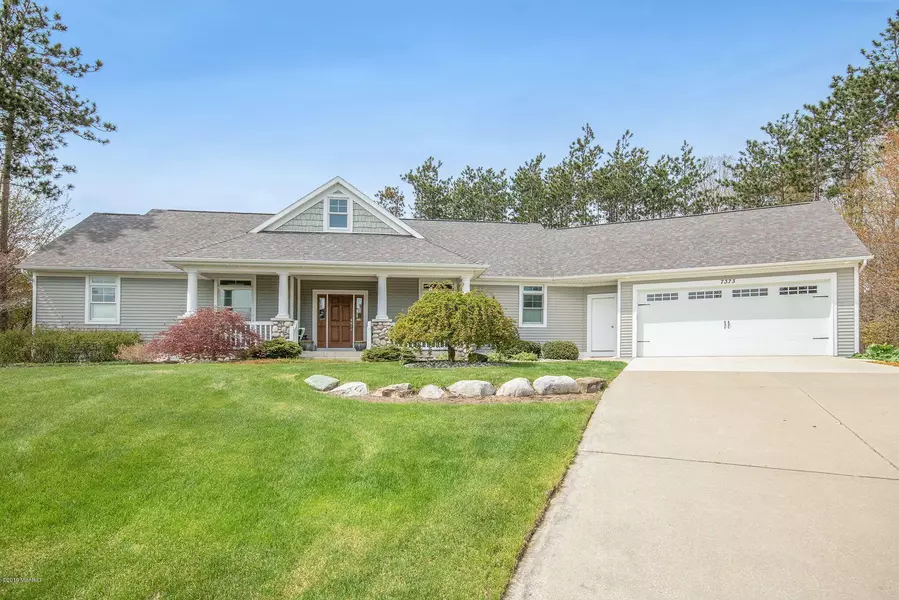 7373 Manitoba Court, Hudsonville, MI 49426