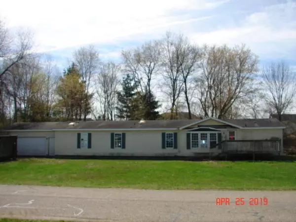 146 Colonial Drive, Augusta, MI 49012