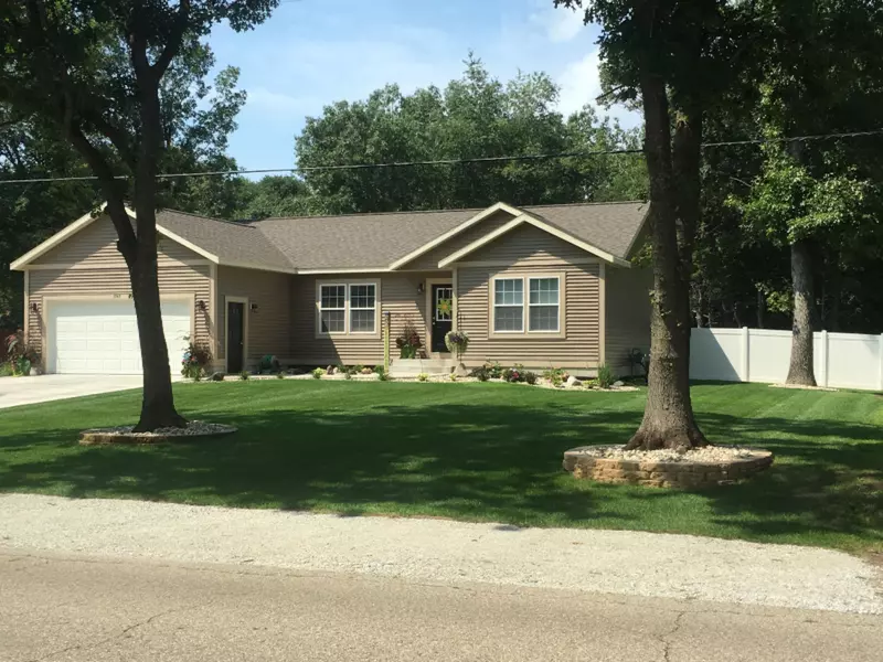 1945 N Sheridan Drive, Muskegon, MI 49445