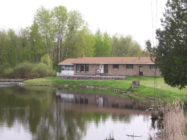 2850 fleck Road, Six Lakes, MI 48886