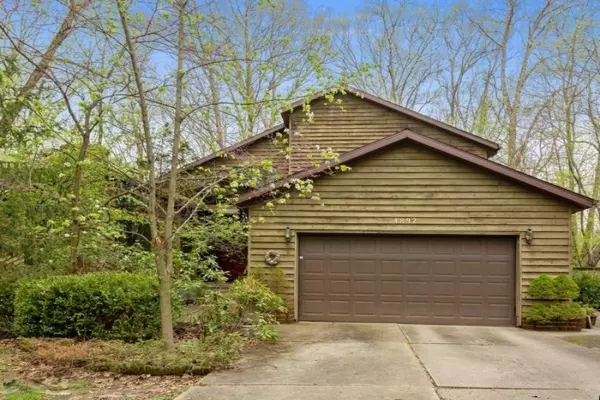 4892 Hillside Court, Bridgman, MI 49106