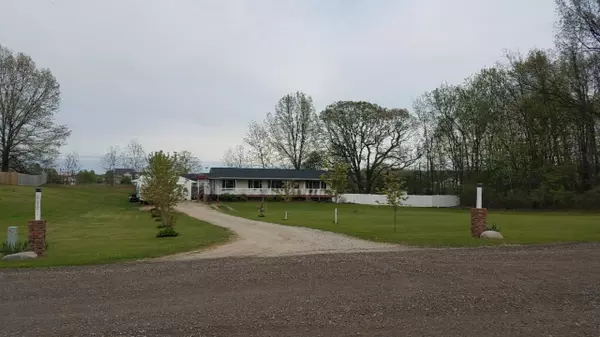Lowell, MI 49331,6101 Tanglewood Drive