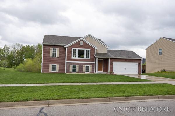 609 Wild Flower Drive, Wayland, MI 49348