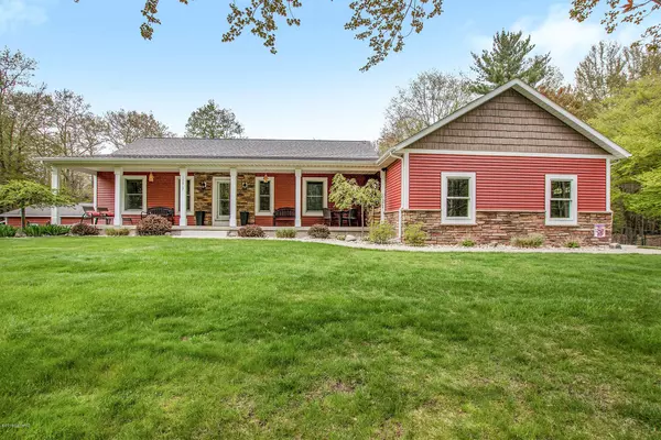 17017 Pierce Street, West Olive, MI 49460