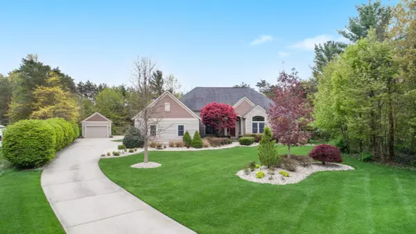 16632 Pine Dunes Court, Grand Haven, MI 49417