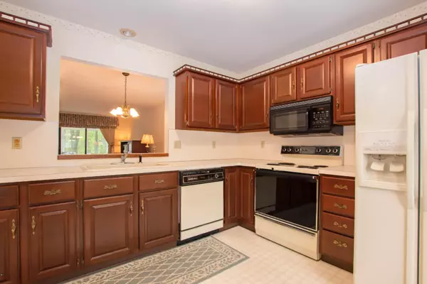 Holland, MI 49423,591 Appletree Court #86