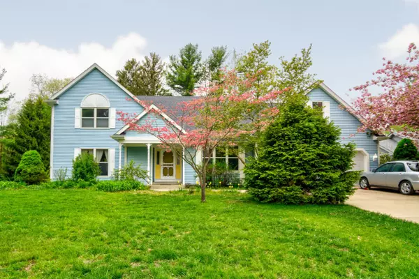 Holland, MI 49423,4764 Pine Hollow Road