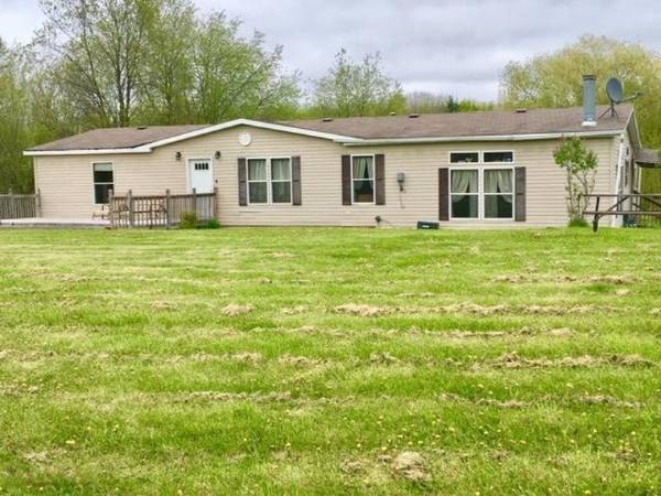 3519 N Felch Avenue, White Cloud, MI 49349