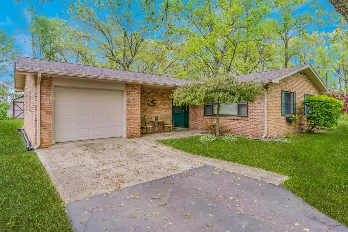 Edwardsburg, MI 49112,70389 Lakeview Drive