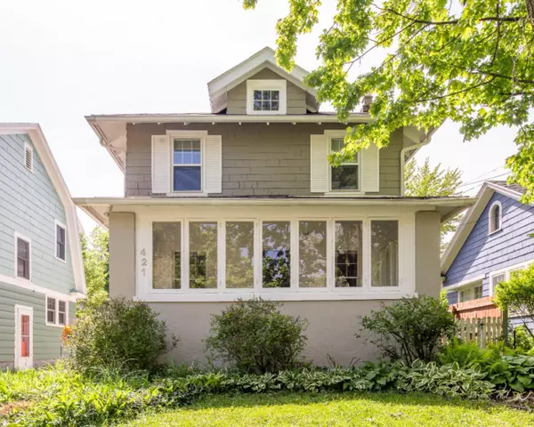 East Grand Rapids, MI 49506,421 Briarwood SE Avenue