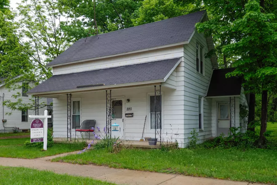 220 North Street, Allegan, MI 49010