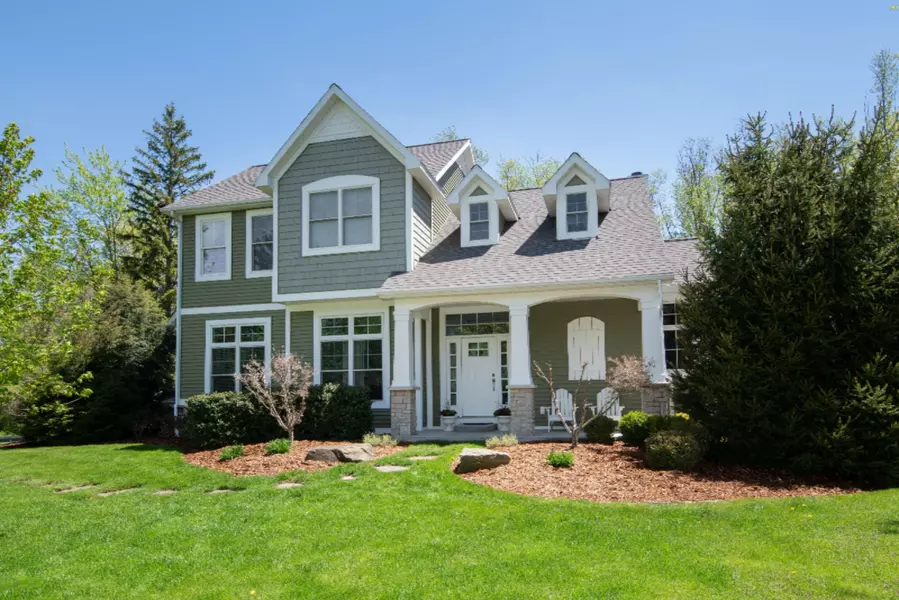 7138 Lake Forest Drive, South Haven, MI 49090