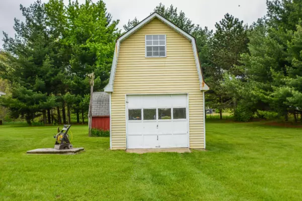 Manitou Beach, MI 49253,13087 US-223