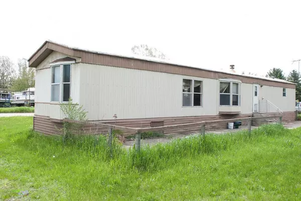 Newaygo, MI 49337,3285 Owen Avenue
