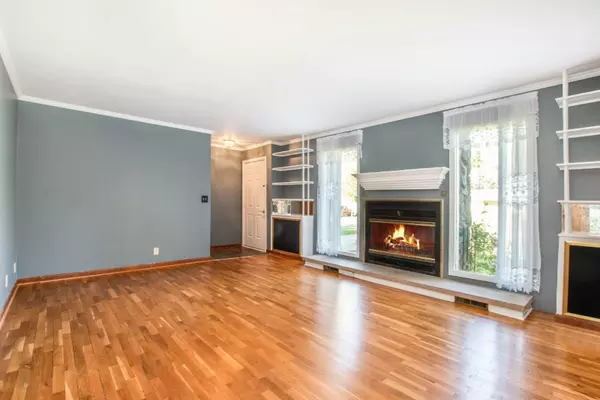 Holland, MI 49424,816 Maywood Avenue