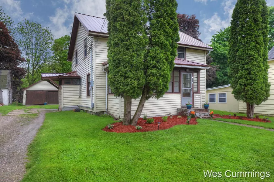 450 King Street, Ionia, MI 48846