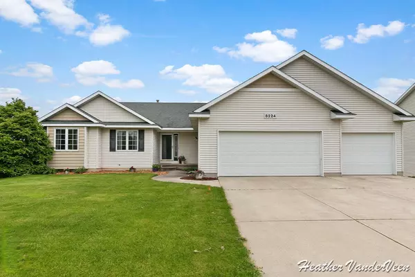 8224 Hunting Court, Jenison, MI 49428