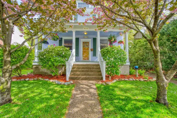 809 Grant Avenue, Grand Haven, MI 49417
