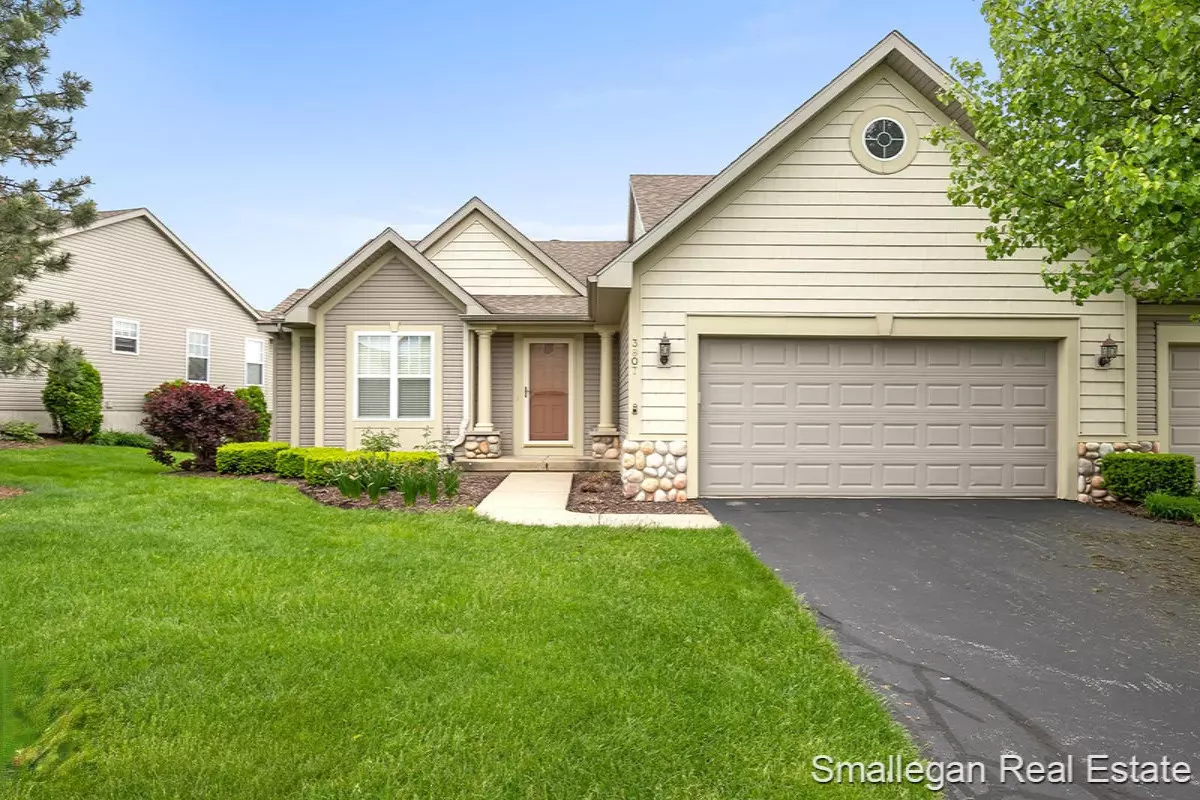 Hudsonville, MI 49426,3807 Rain Tree Avenue #30